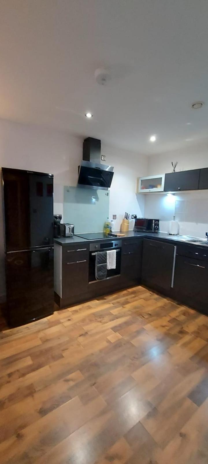 City Apartment In Great Location With A Balcony & Parking Possible - West One Sheffield Eksteriør bilde